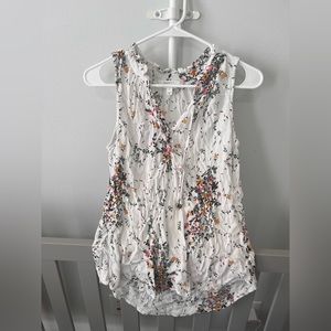 Market and Spruce tank top